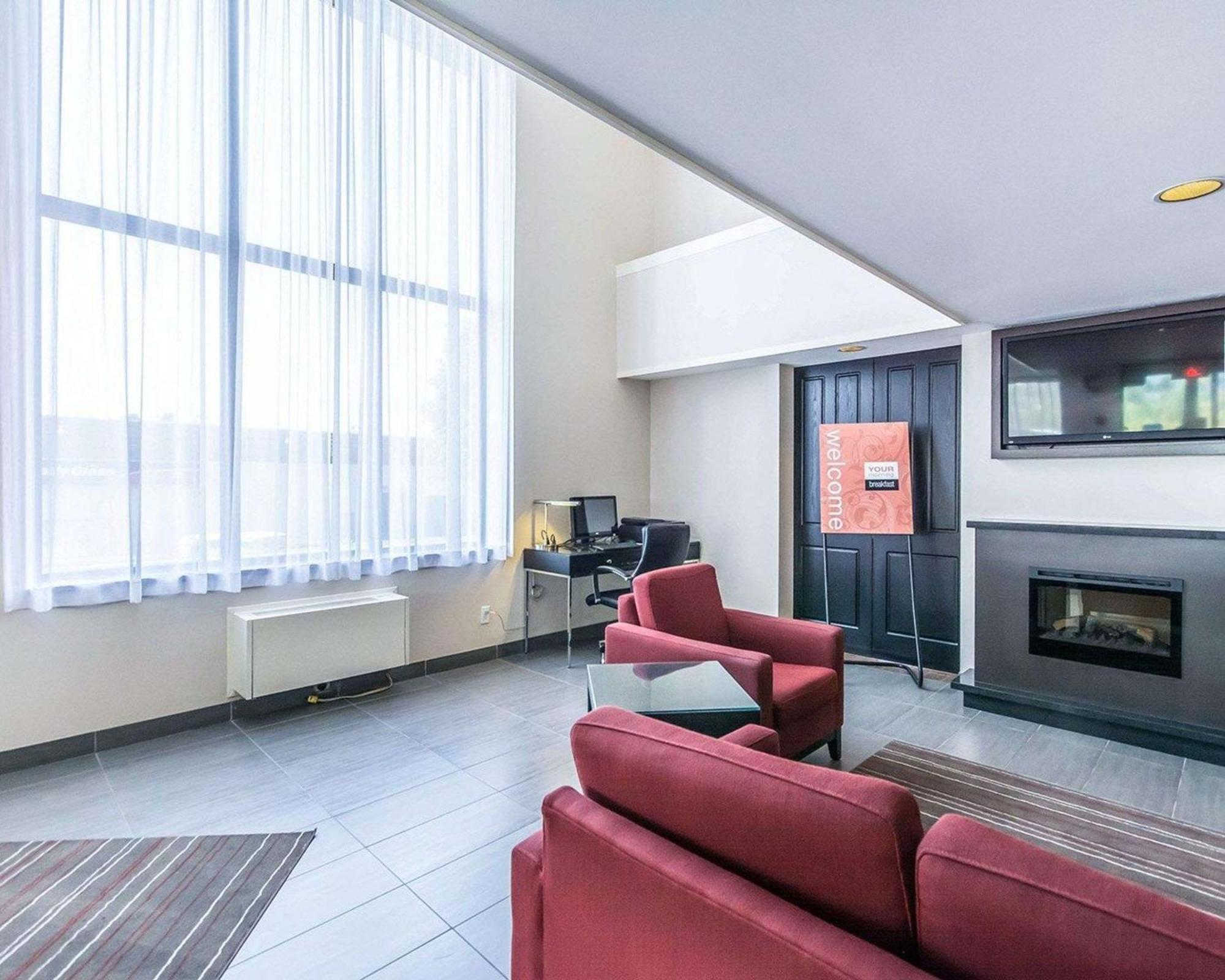 Comfort Inn East Sudbury Exteriér fotografie